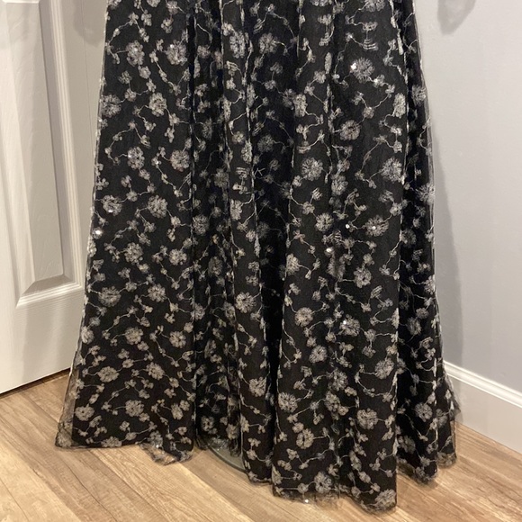 NWOT Mac Duggal sequin ball gown - Picture 8 of 14